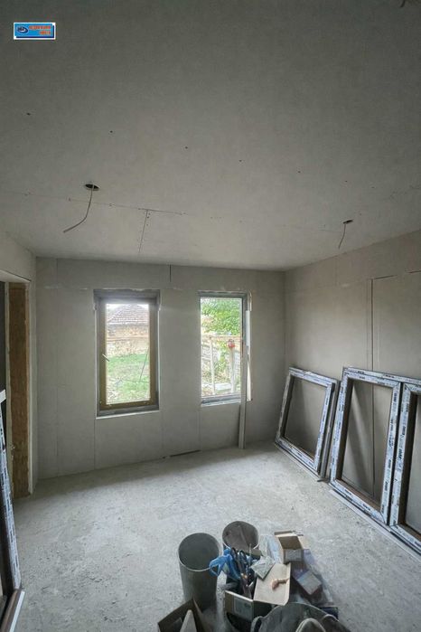 Къща в с. Драганово, общ. Горна Оряховица