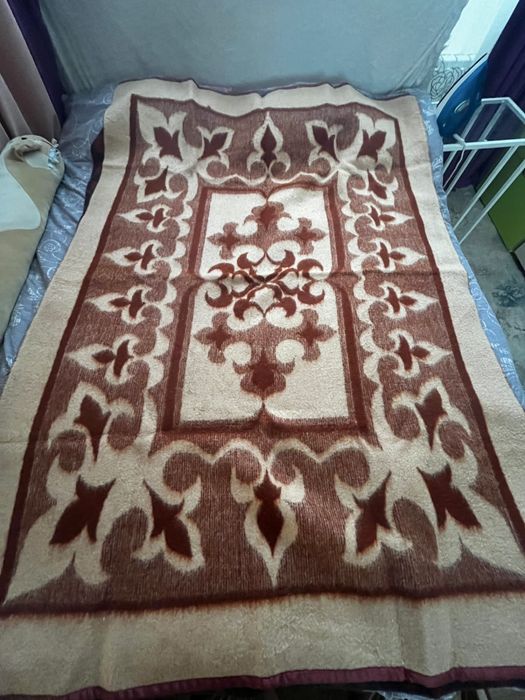 Продам шерстяные одеяла, советское качество