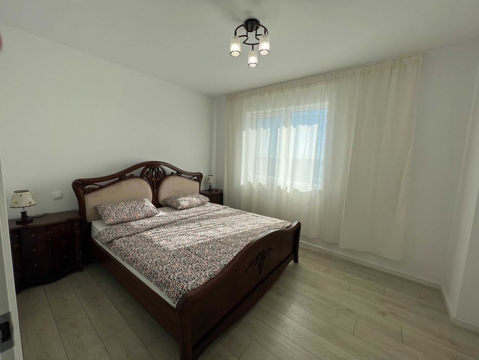 Proprietar inchiriez apartament 2 cam. si loc parcare New Point Pipera