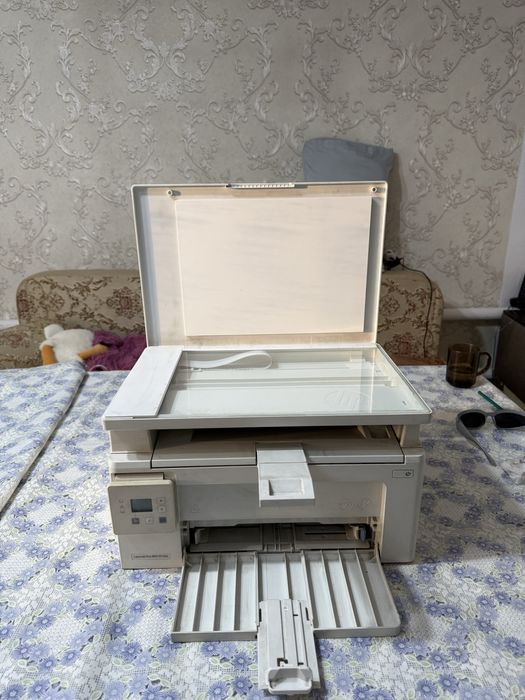 Принтер HP Laser Jet Pro M130