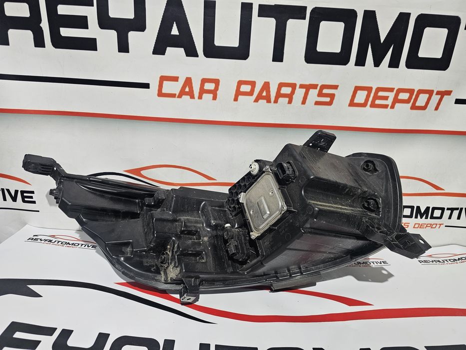 Far stanga led Renault Trafic 3 dupa 2021 cod 260601790R