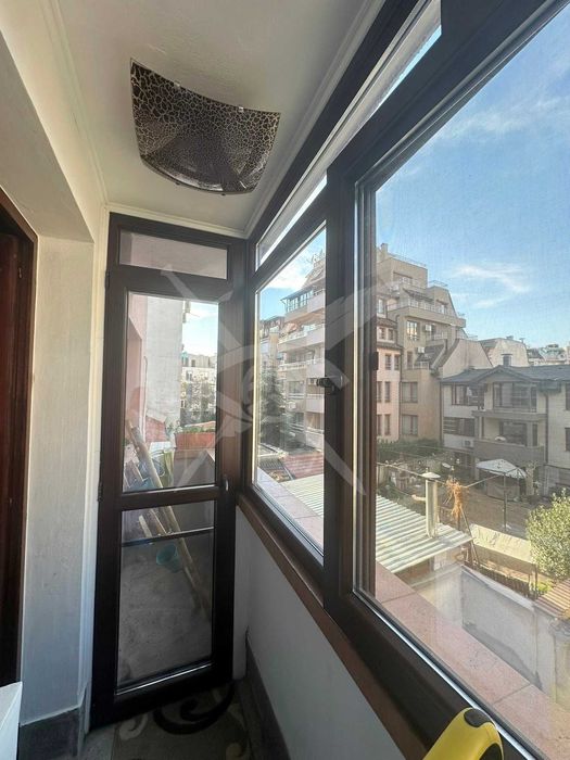 Продава се Тристаен апартамент в Пловдив, Кършияка - 89 кв.м за 1984 €/кв.м - Снимка #2