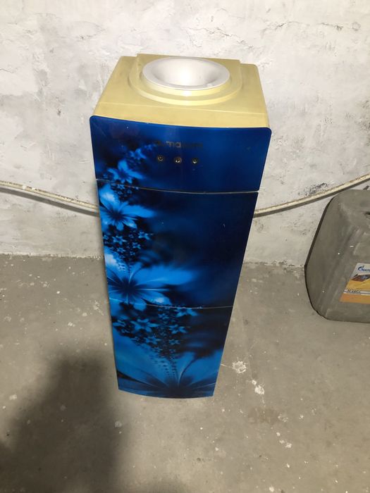 Продам Кулер с холодильником