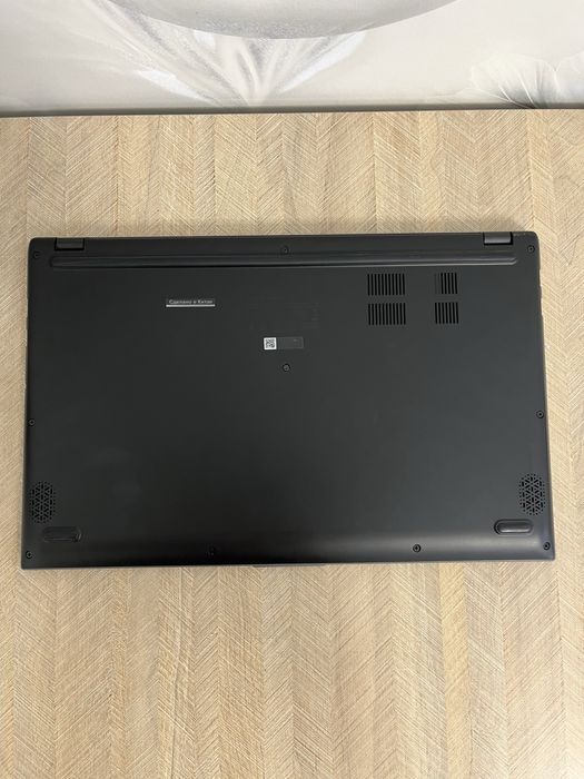 ASUS VivoBook 15