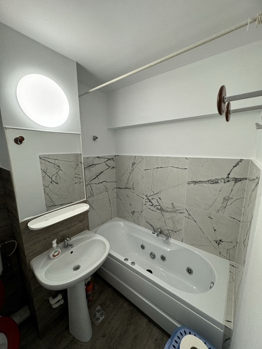 invhiriez apartment in regim hotelier !