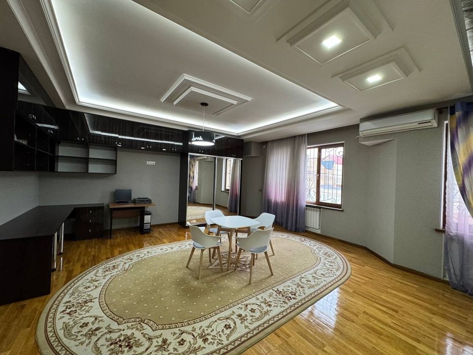 срочно сдается евро-дом Никитина 4-соток 3-уровень бассейн сауна 6-ком