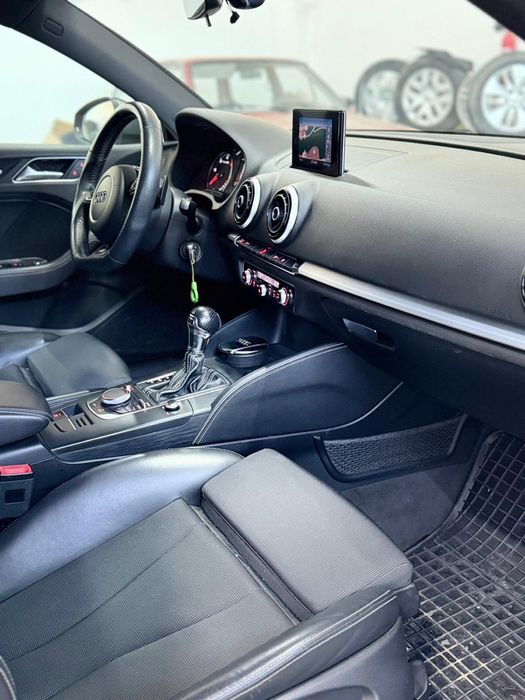 AUDI A3 Limousine