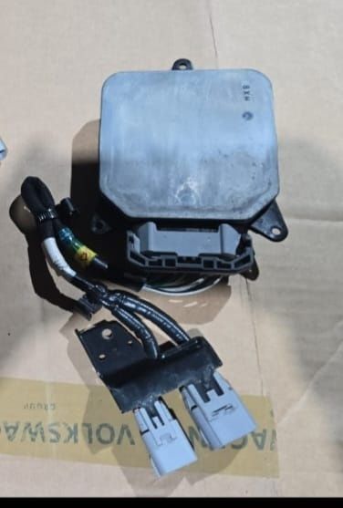 Modul filtru cutie lip radiator droser far Lexus