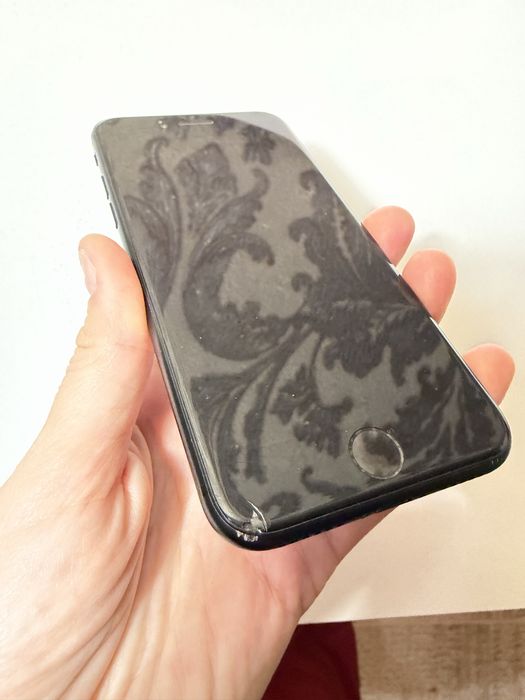 Iphone SE 2020 с подарками