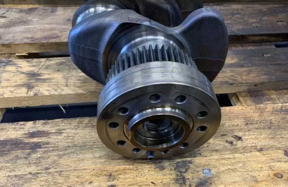 Arbore cotit (vibrochen) original Volvo  cod 23018410