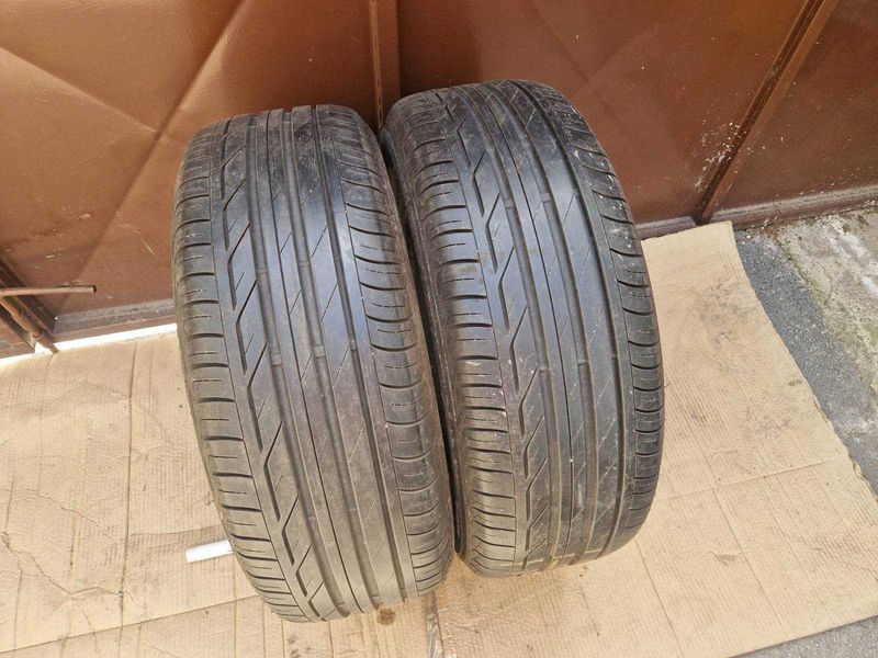 2 Bridgestone R18 225/50
летни гуми Runflat 
DOT0619