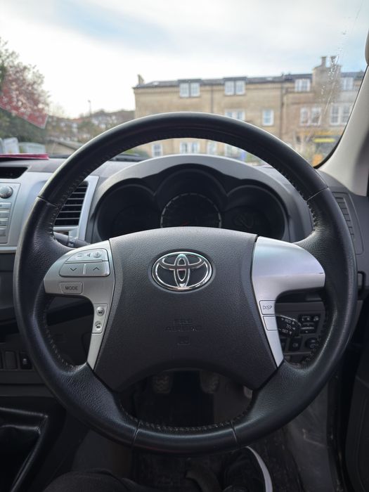 Toyota Hilux Invincible D-4D 3.0