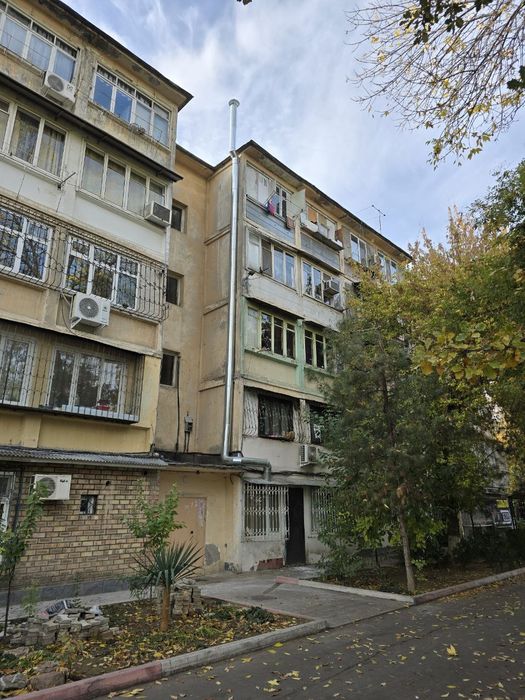 Продам вытяжку для кафе