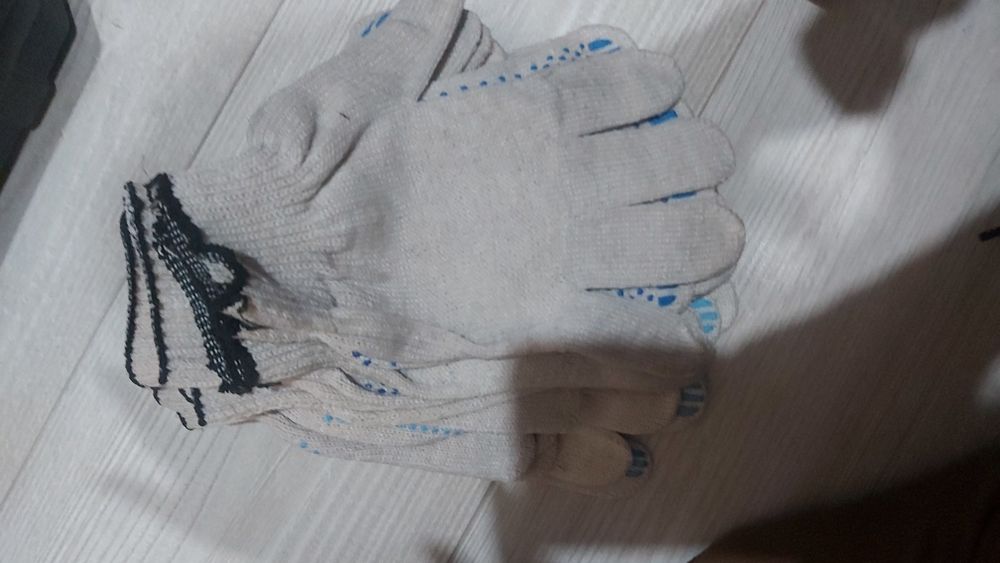 Рабочие перчатки и рукавицы