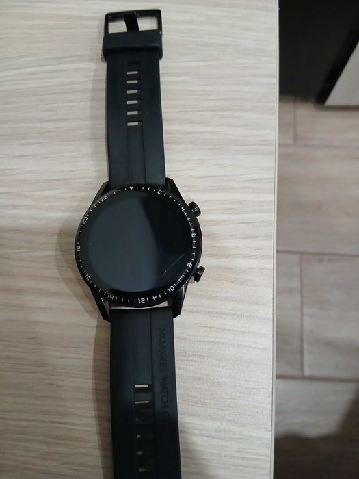 2 бр. Huawei watch GT 2 и Realmi watch s2 цената е за двата часовника