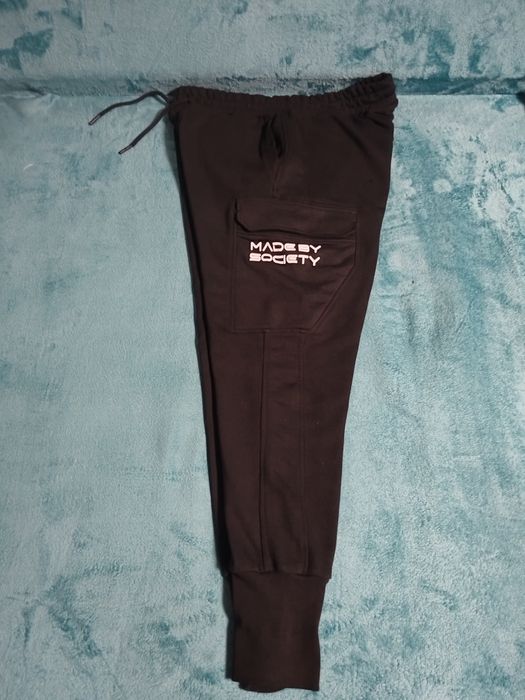 Pantaloni barbati made by society XL