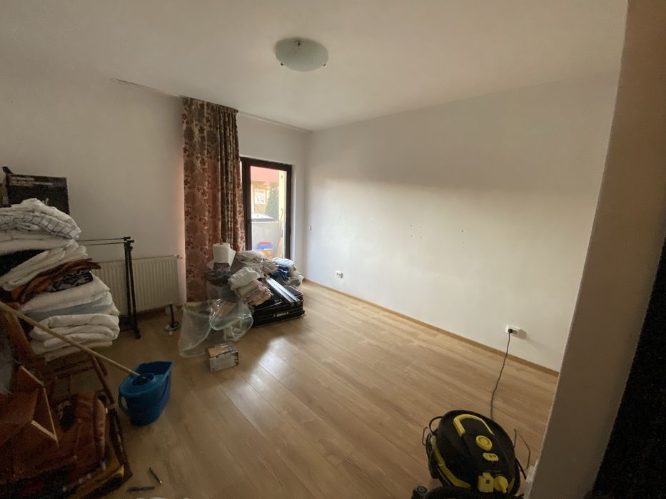 Ap 2 camere in Floresti