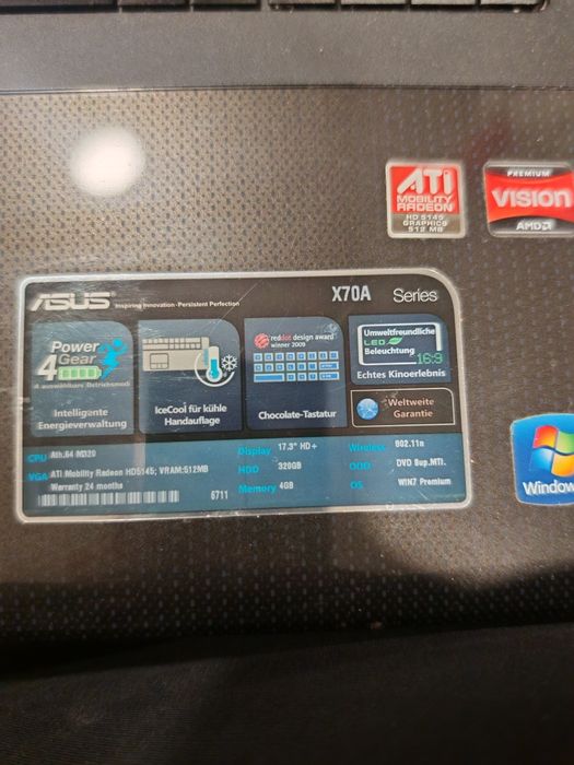 Лаптопи за части