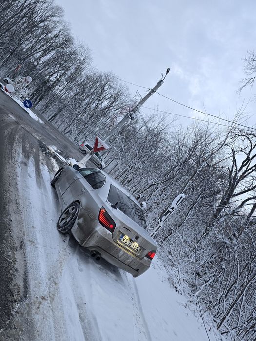 Vând sau schimb cu suv!