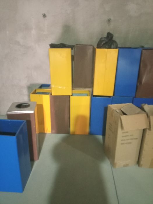 Урны уличные металлические б. У.