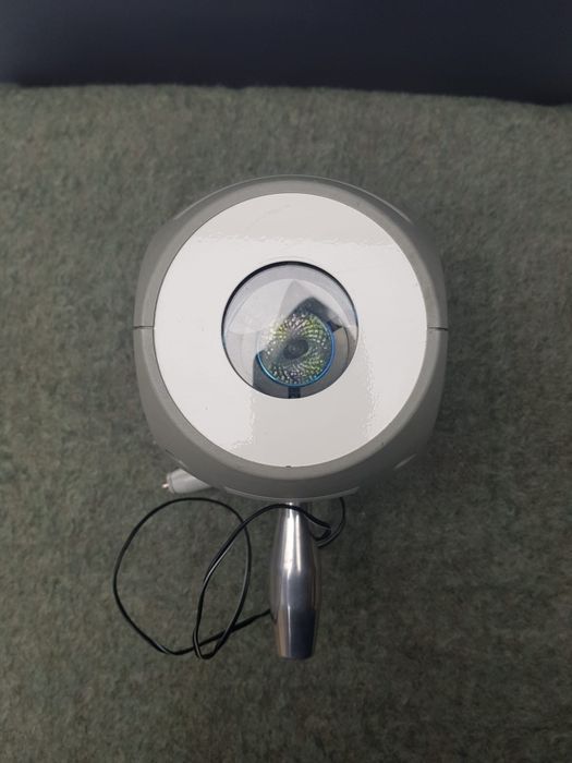 Dispozitiv optic auto