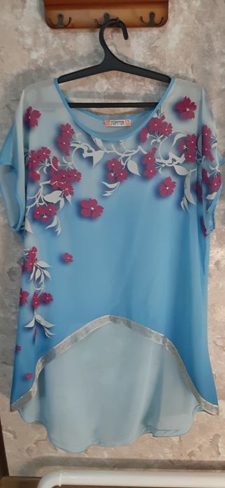 Продам платья, 5 разных