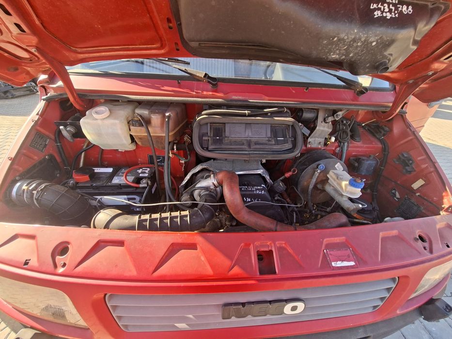 Iveco daily 59-12, inmatriculata, basculabila 4,5m,se conduce cu"B"