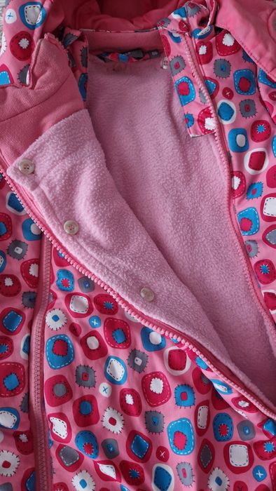 Продам комбинезон на девочку