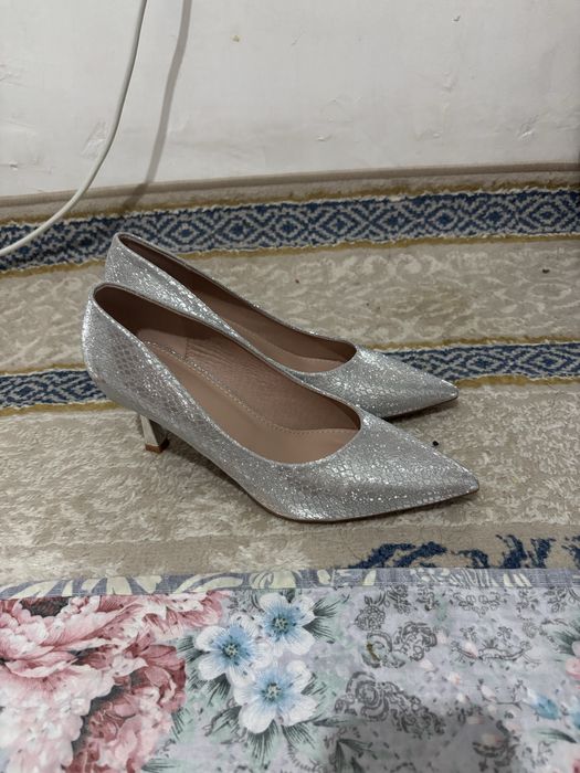 каблук 7000 тенге