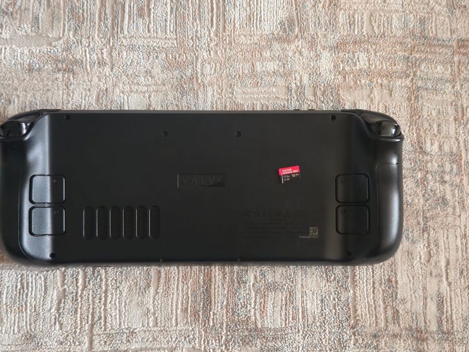 Steam Deck 512 gb (LCD) в идеальном состоянии