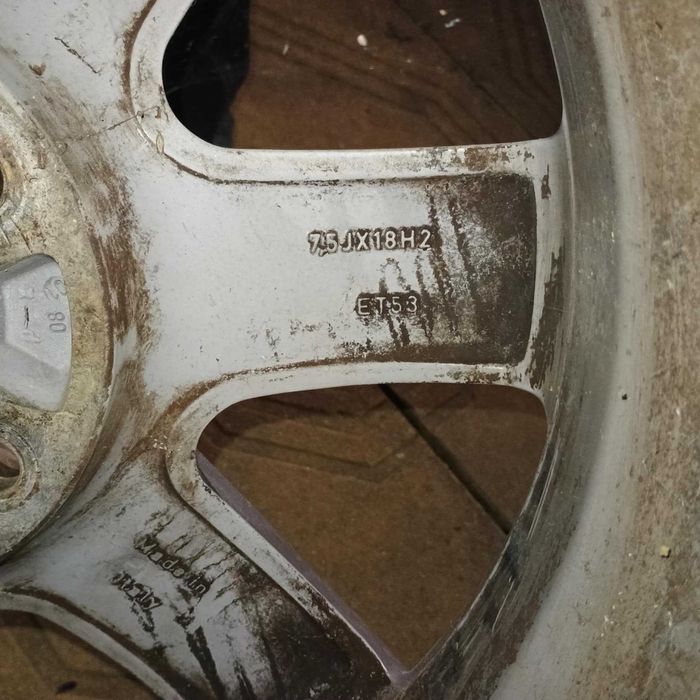 Джанти с гуми 18*