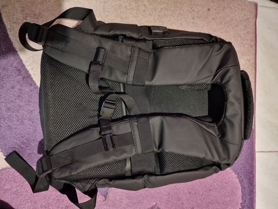 Раница със Smart LED програмируем екран водоустойчива