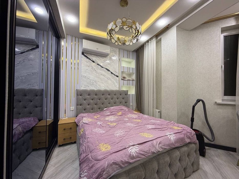 Продается 1в2 ком квартира в новостройке, ор-р: Ц-2 Алайский, 36м²