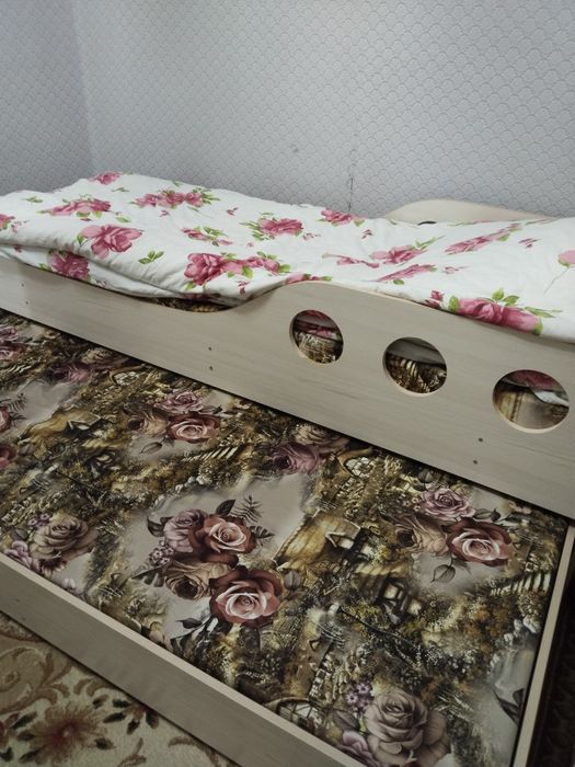 Детский уголок продам