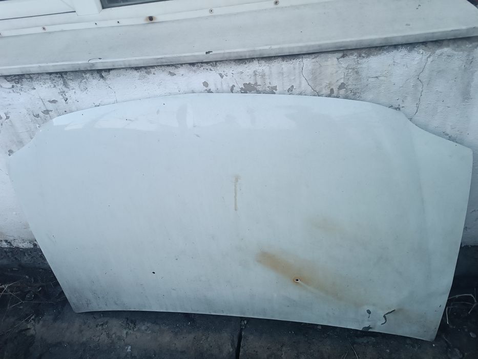 Капот на лада Ларгус