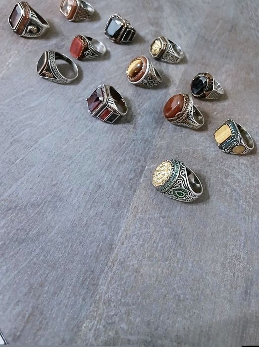 Inele din argint cu diferite pietre naturale se vinde doar lot