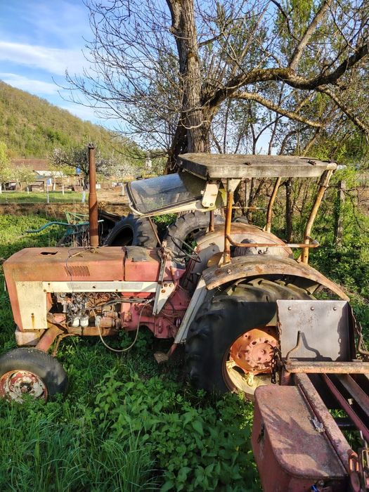 Tractor international 644