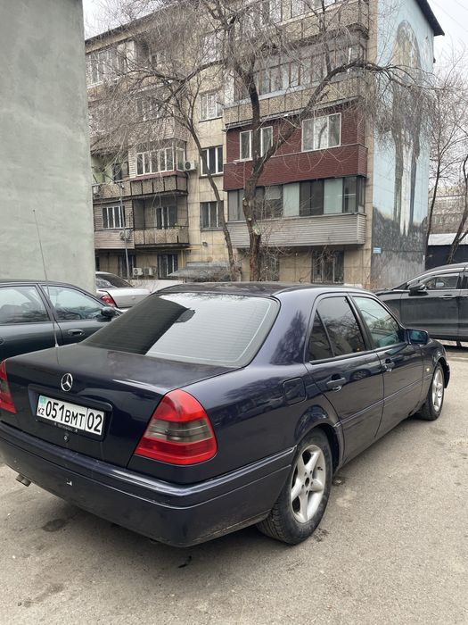Мерседес c202
