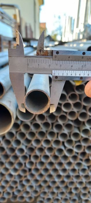 Поцинковани тръби ф 25, 4 метра дължина.