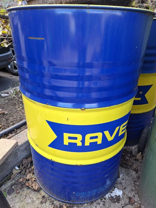 De vanzare butoi 200l