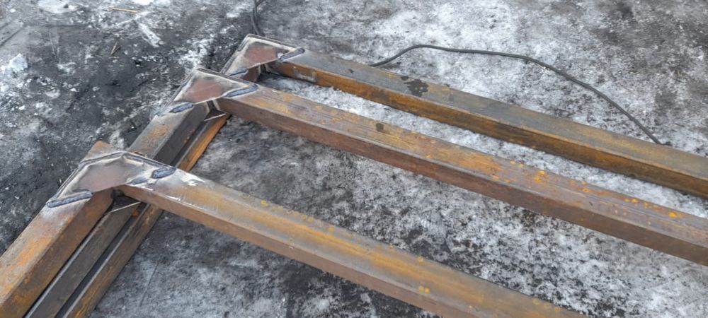 Продам коники, рога для перевозки