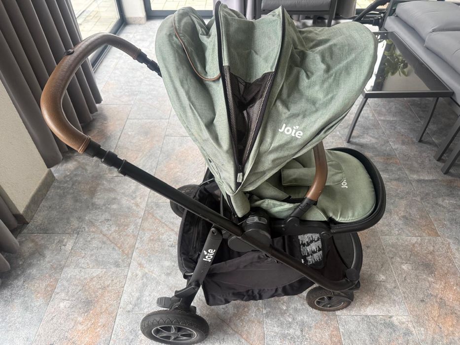 Carucior Joie versatrax 3 in 1