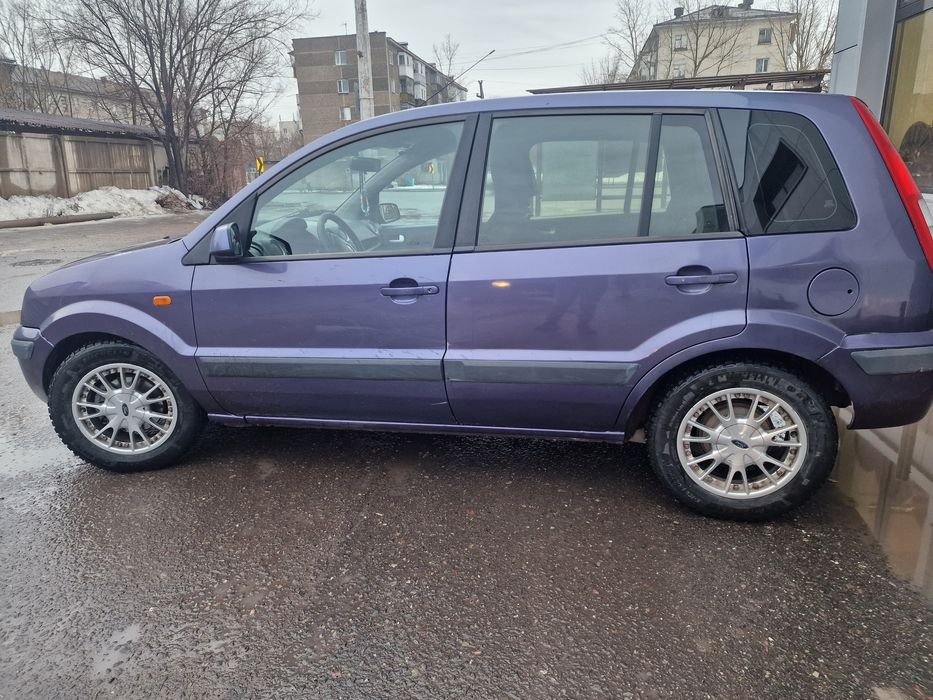 Продаётся автомобиль