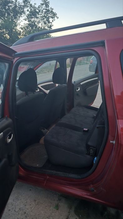 Заглавие: Продавам Dacia Logan MCV (2009 г.) — Бензин / Газ (Фабрична газова уредба)