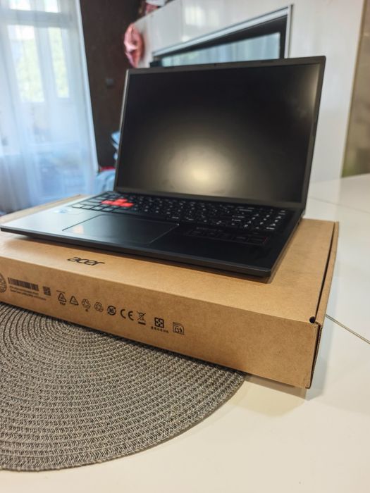 Gaming Acer Nitro Lite 16 NL16-71G-57M9