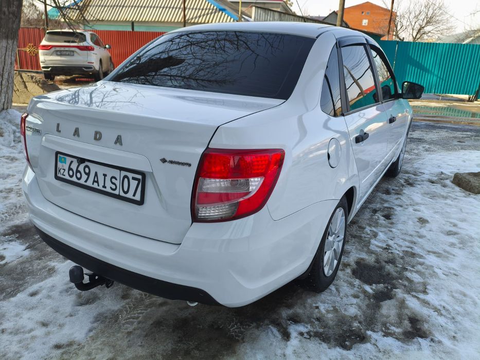 Продам Гранту в отличном состоянии