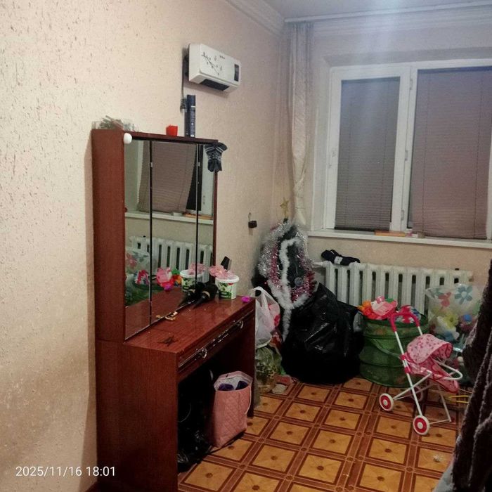 3-ком квартира без ремонта с гаражом, кирпич 3/2/2