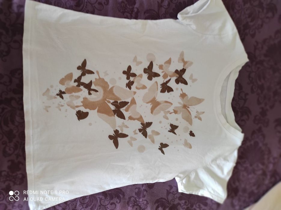 Продавам Тениски