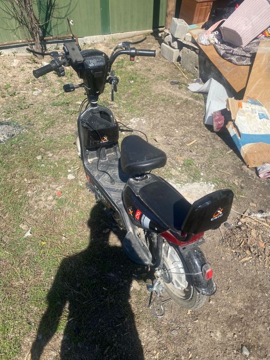 Электро скутер 8