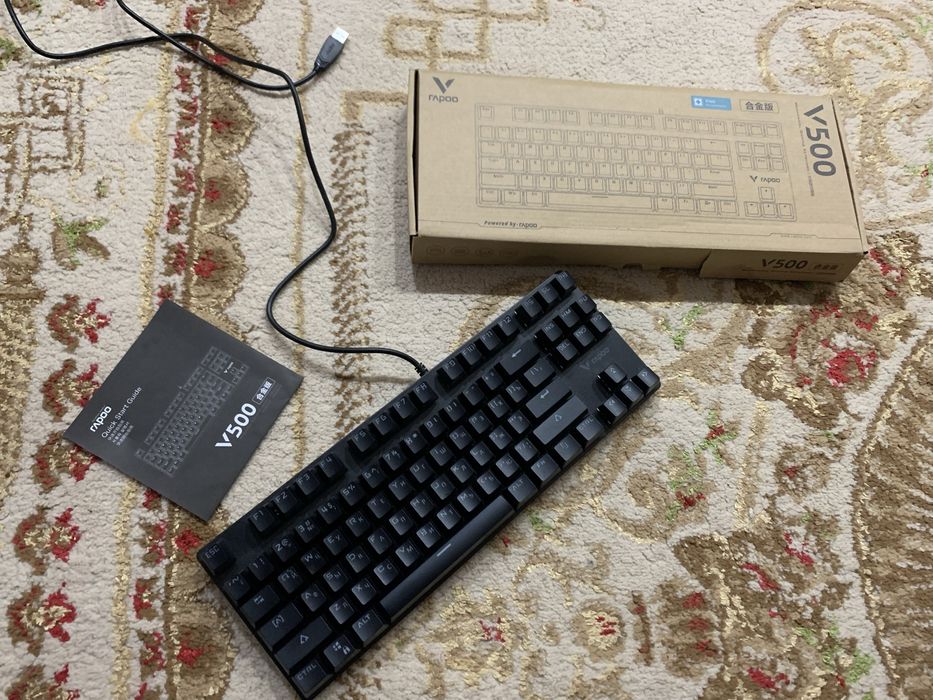 Продам клавиятуру